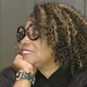 Meet your Posher, Myra